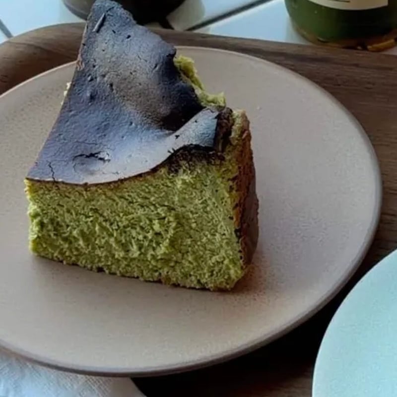 Matcha Basque Cheesecake